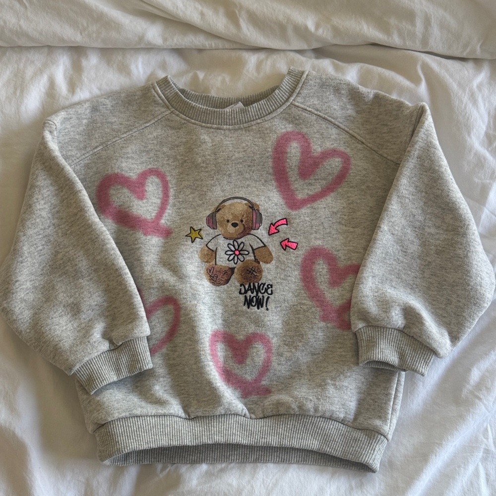 Zara Light Gray Sweatshirt with Pink Heart Accent, Size 4